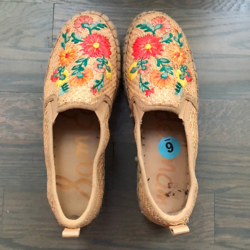 Sam Edelman Slip Ons - Size 6